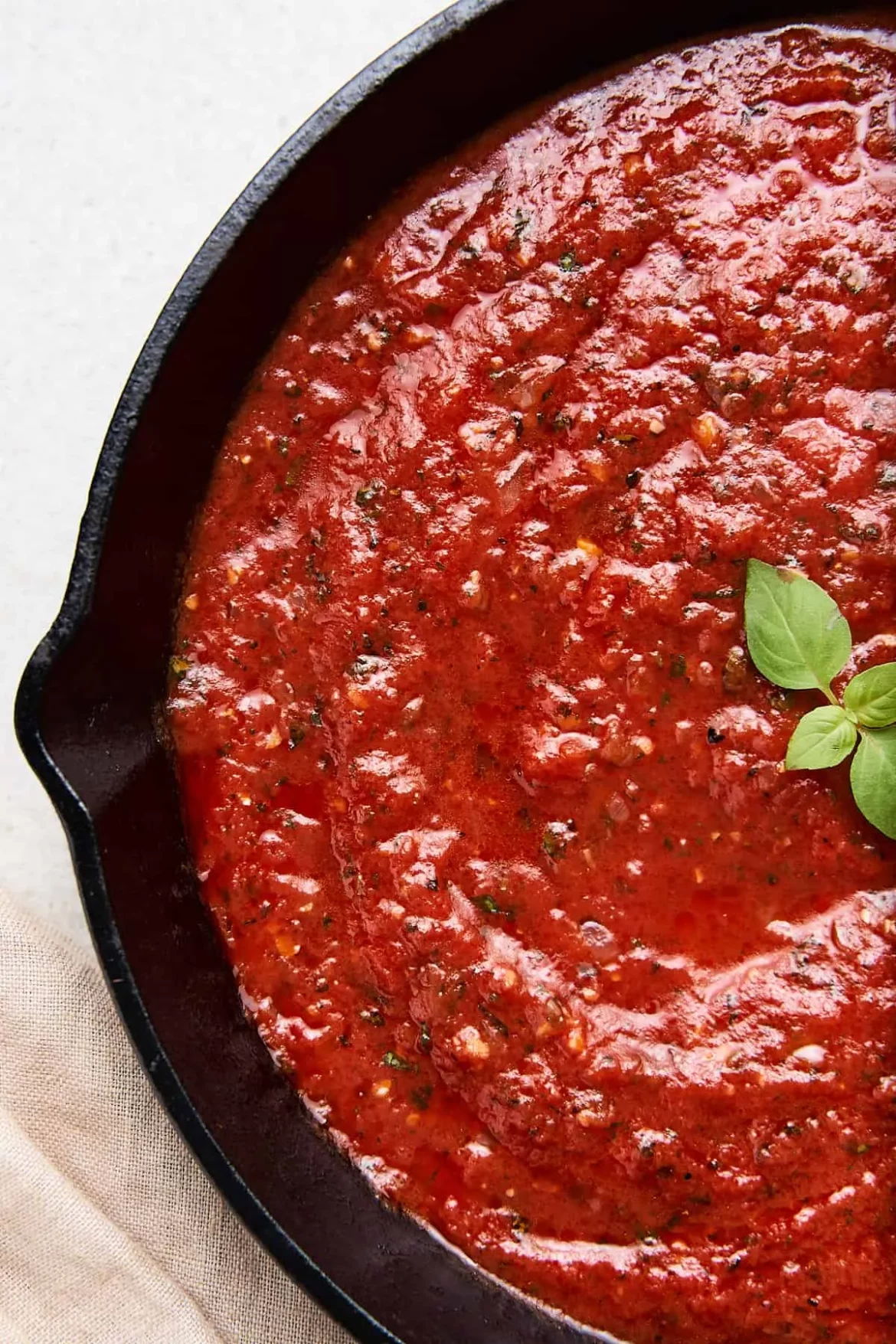 Thick italian tomato sauce | Buy at a cheap price